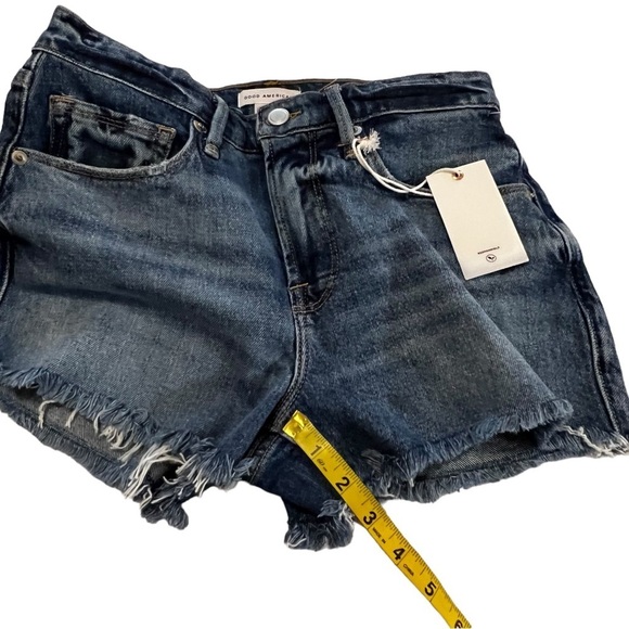 NWT Good American Cut Off Denim Jean Shorts 24 NEW High Rise Raw Hem - Picture 9 of 13